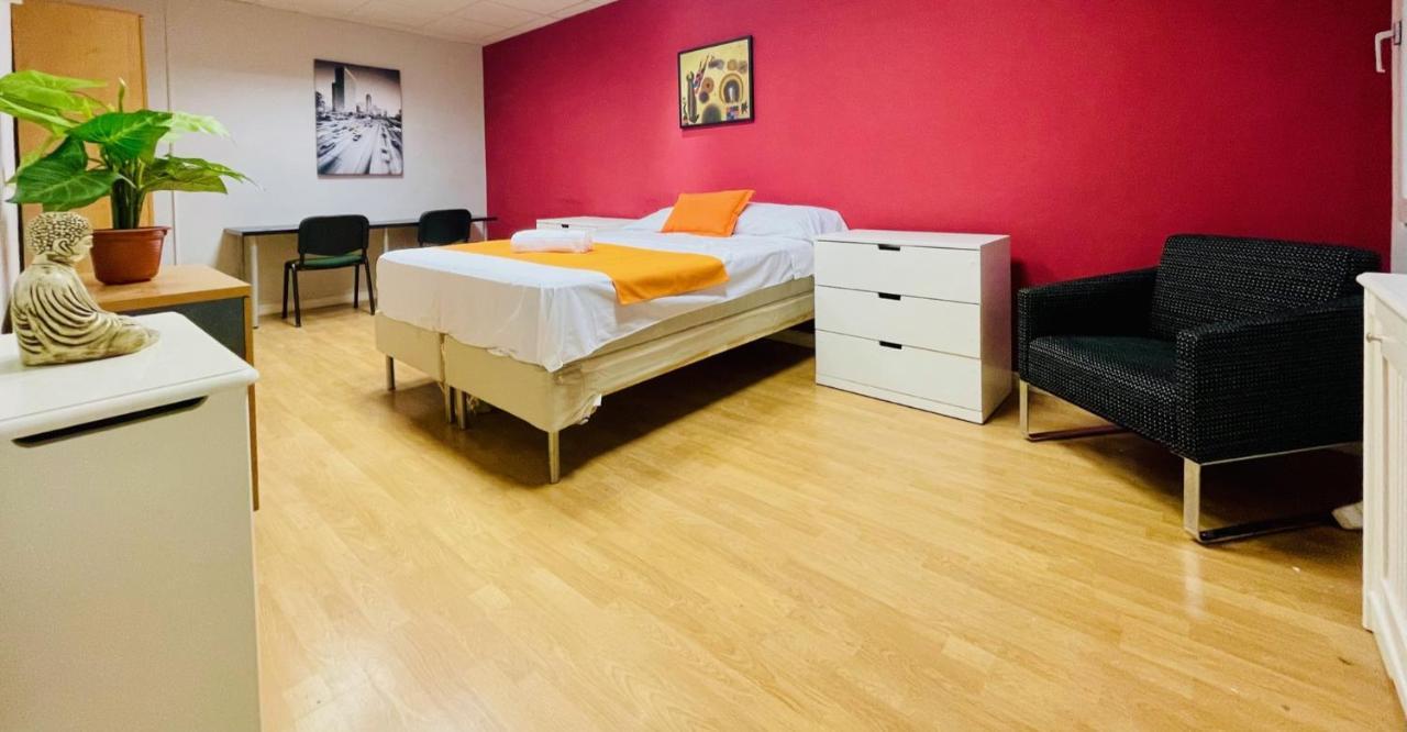 Punta Me Beautiful Apartments In Madrid Downtown Exterior photo