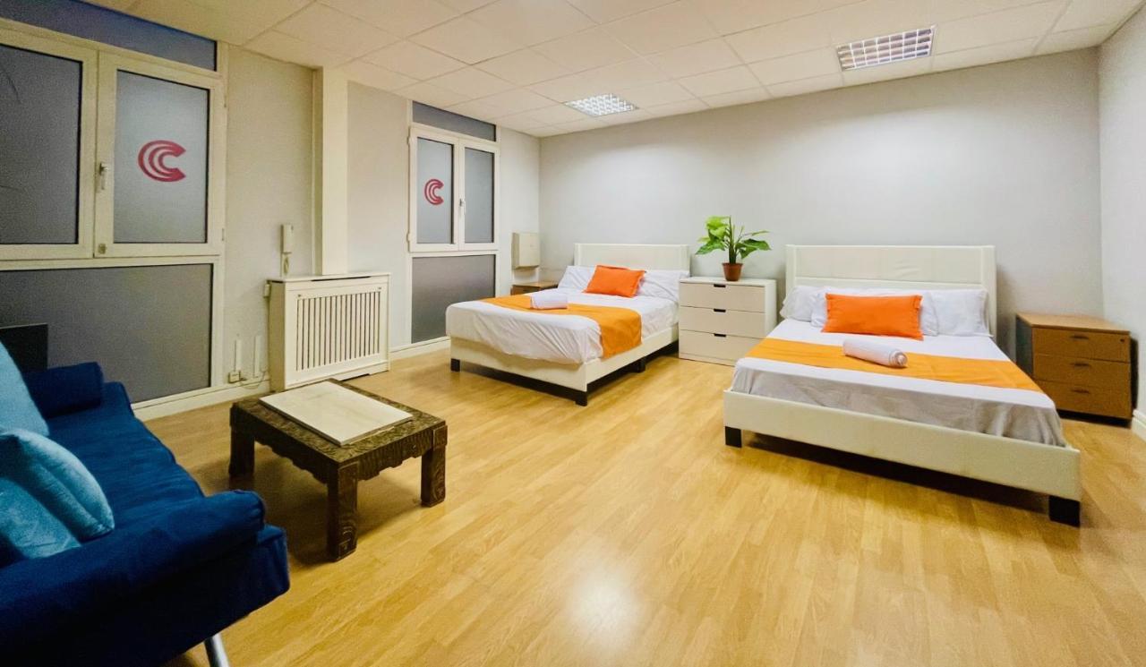 Punta Me Beautiful Apartments In Madrid Downtown Exterior photo